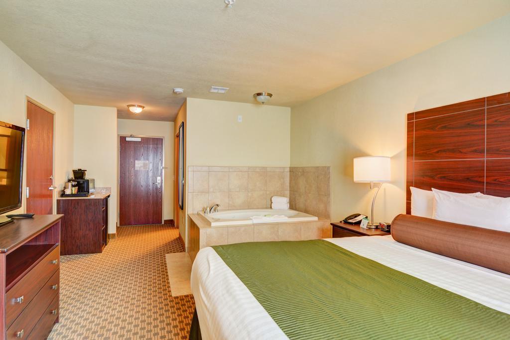 Cobblestone Hotel & Suites - Punxsutawney Exteriér fotografie
