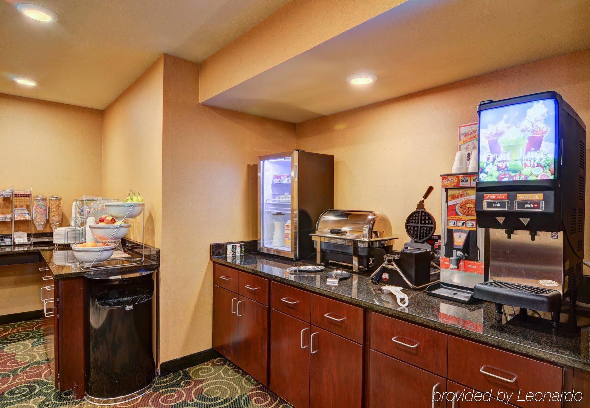 Cobblestone Hotel & Suites - Punxsutawney Exteriér fotografie