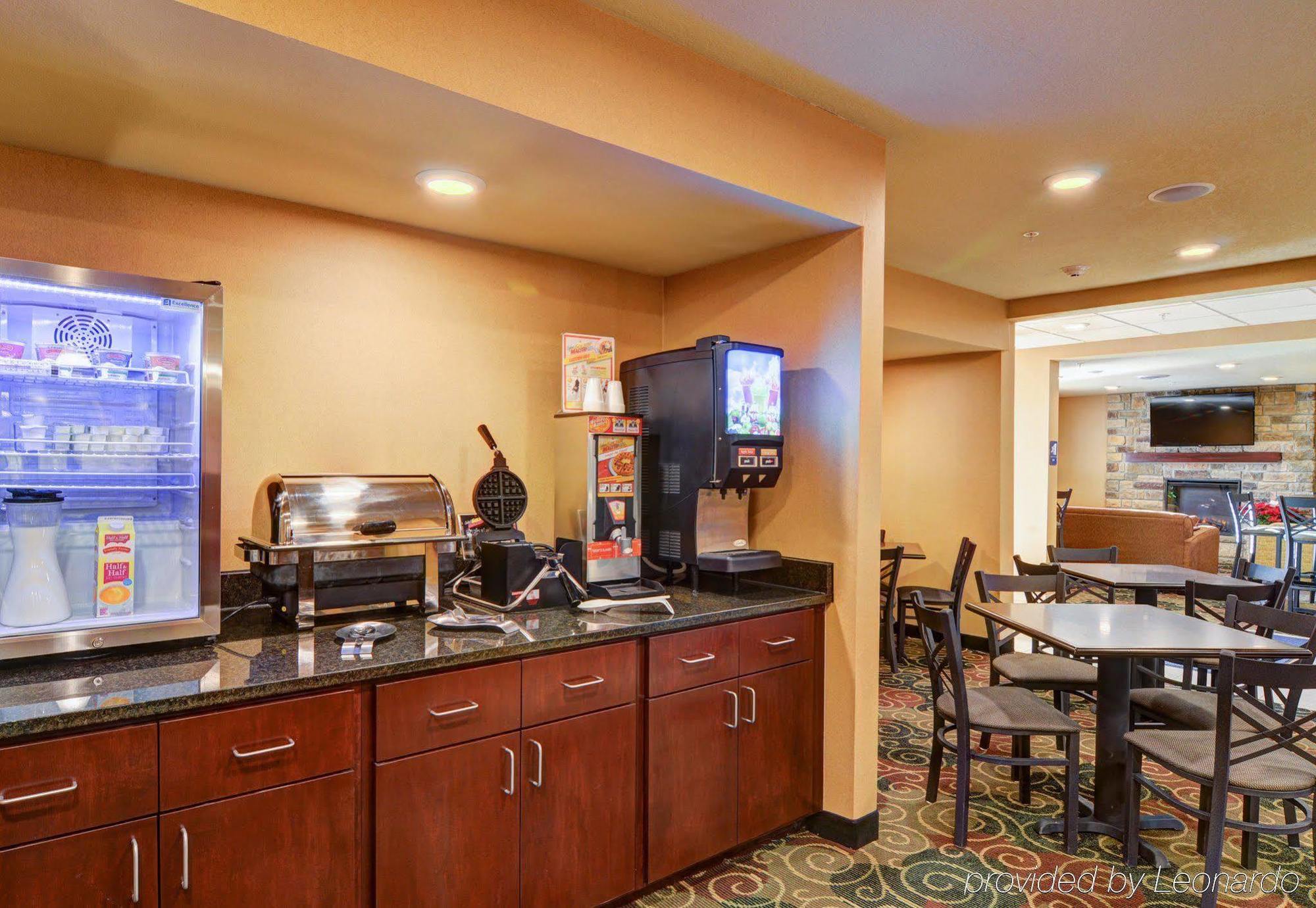 Cobblestone Hotel & Suites - Punxsutawney Exteriér fotografie